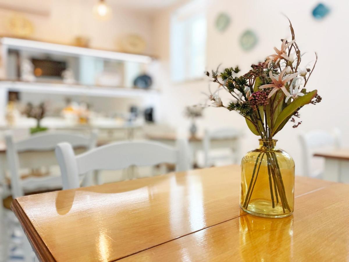 Baia Do Mundo Bed & Breakfast เซตุบาล ภายนอก รูปภาพ