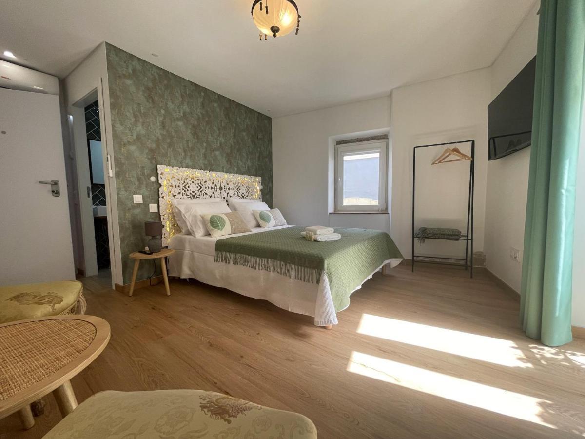 Baia Do Mundo Bed & Breakfast เซตุบาล ภายนอก รูปภาพ