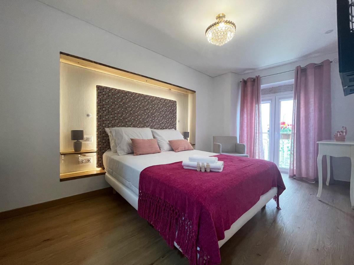 Baia Do Mundo Bed & Breakfast เซตุบาล ภายนอก รูปภาพ